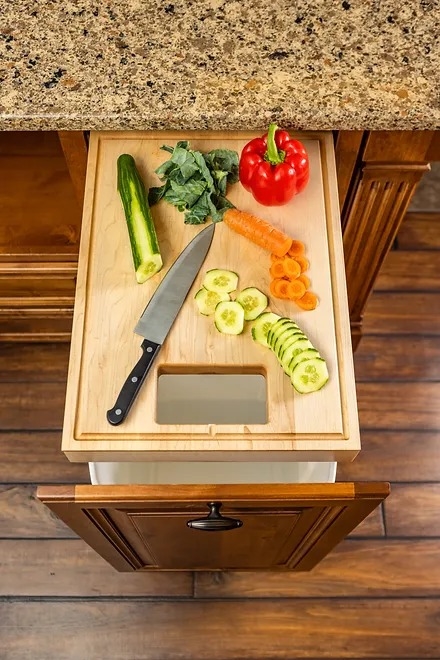 34 Quart 16 Cutting Board Pull-Out - CBP16-34PF